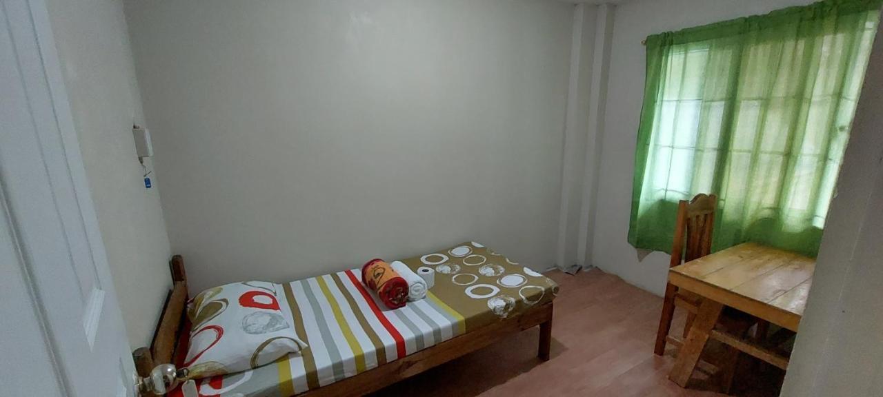 Koinonia Retreat Center Hotel Baguio City Стая снимка